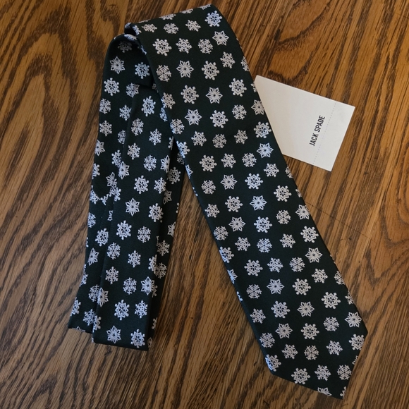 JACK SPADE NWT 100% Silk Green Snowflake Tie - Picture 1 of 6